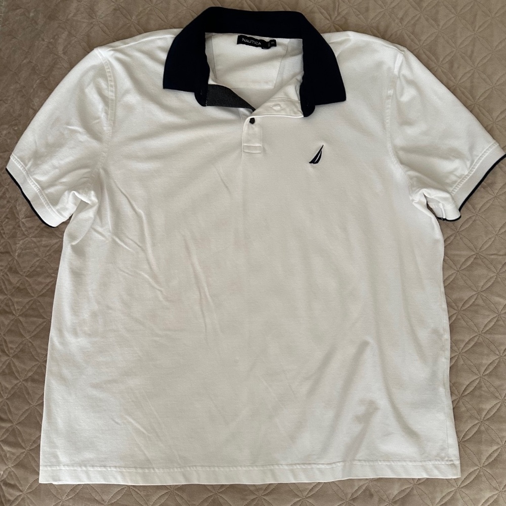 Mens's Nautica Polo shirt